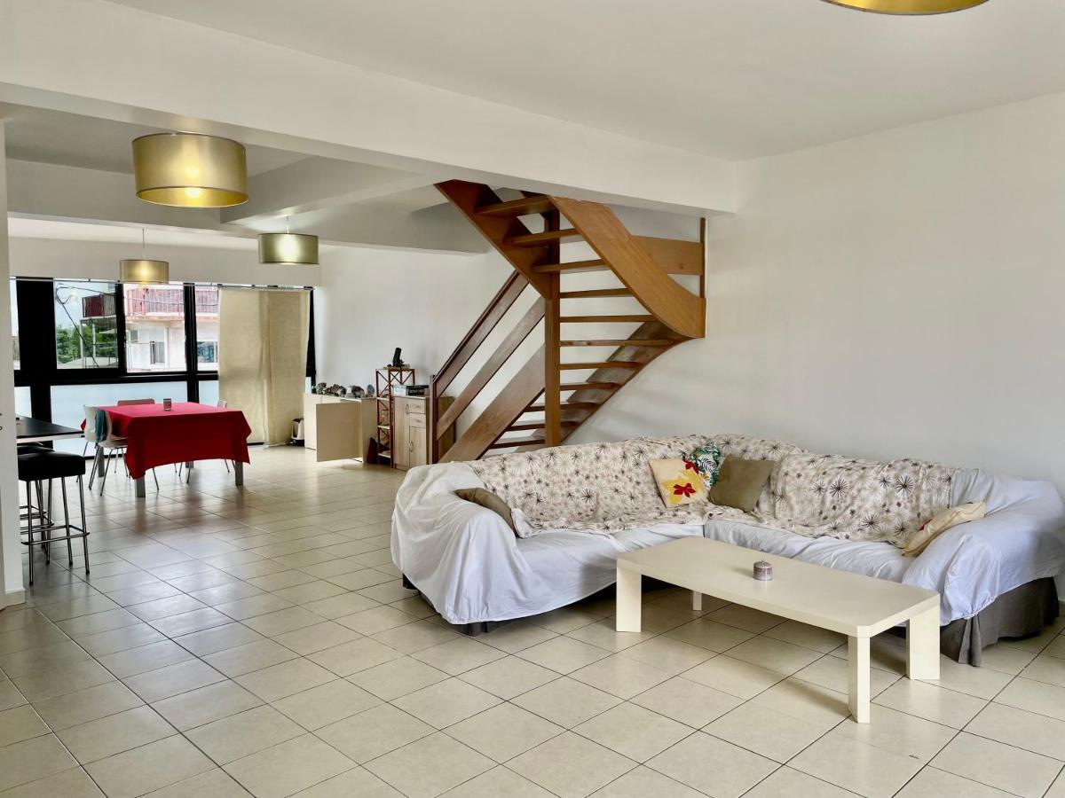 Chez Sophie Et Baptiste Apartman Papeete  Kültér fotó
